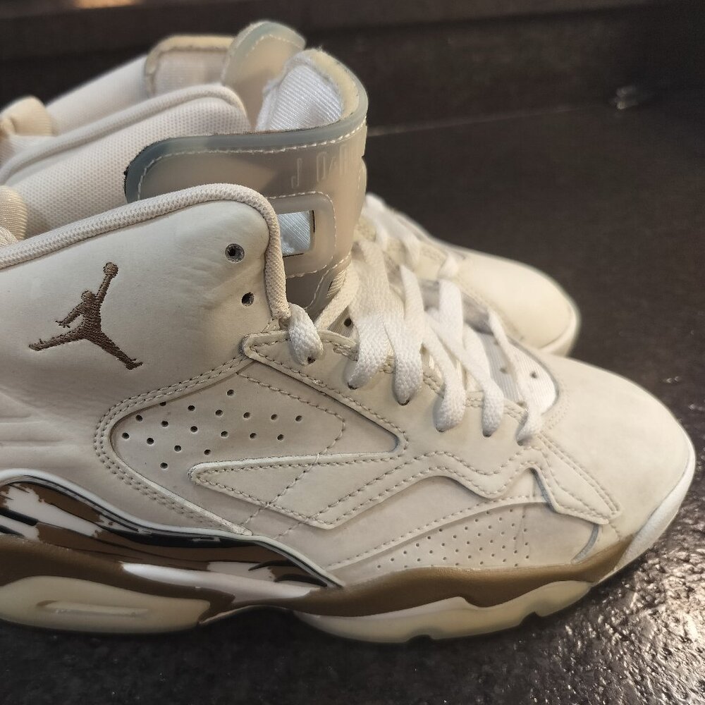Women's Jordan MVP Palomino Sneaker US 8.5 NO BOX